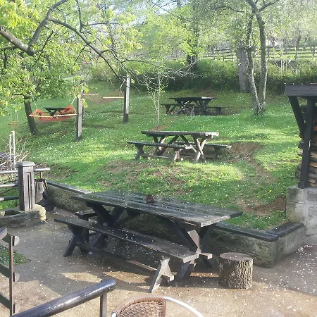 Kikovi Holiday home Dragolj